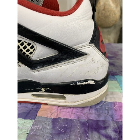 Air Jordan 4 Retro OG Fire Red DC7770-160 size 10 Distressed (See Pictures) - Picture 4 of 16